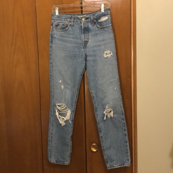 Levi’s Wedgie in colour kiss off - Picture 5 of 5